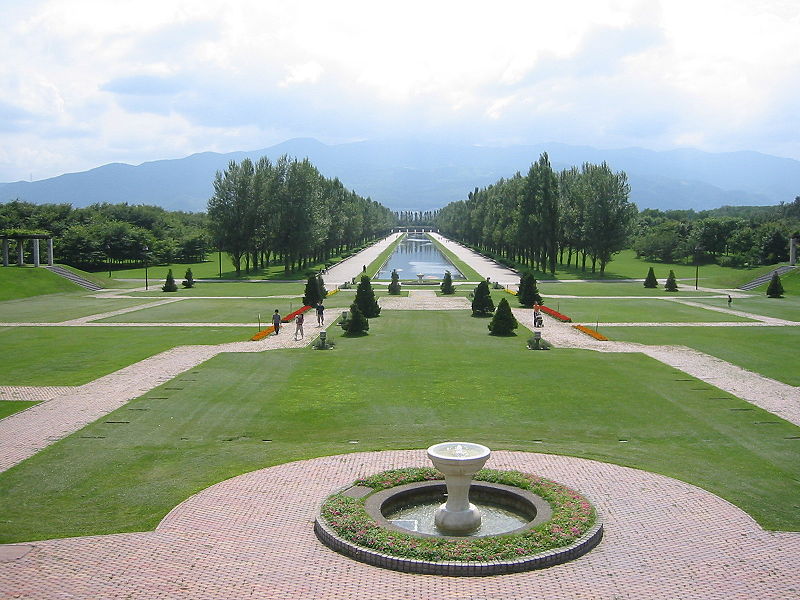 800px-Maeda_2003_0815.jpg